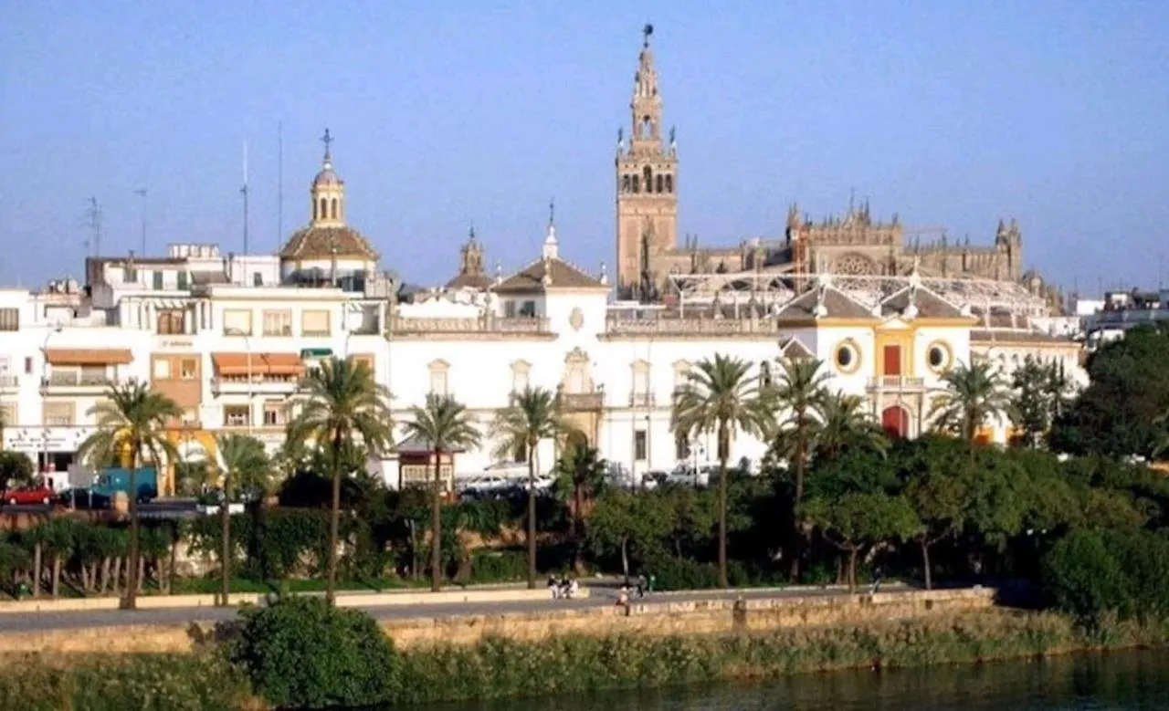 Triana 143 - Wifi Apartment Seville Spain